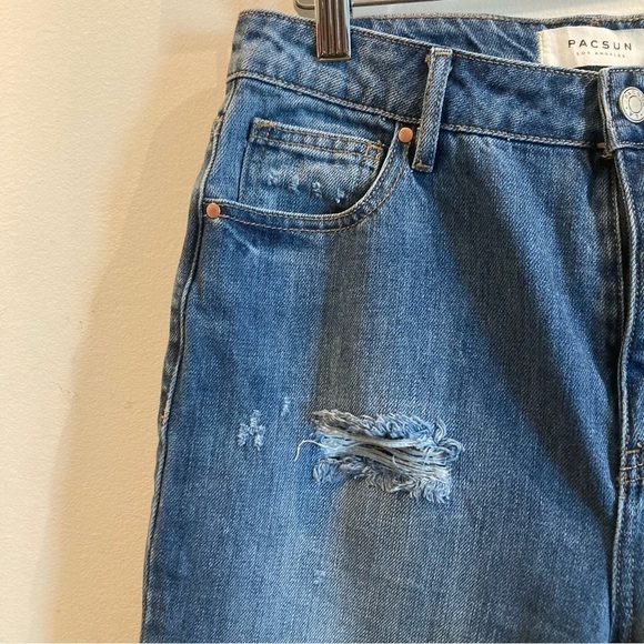 PACSUN Sz 28 Mom Style  Mid Wash Distressed 5 Pocket Jeans - Picture 6 of 13